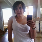 Elza - Plan q à Cronay Profil de Elza, 24 ans, Plan q à Cronay (Vaud)